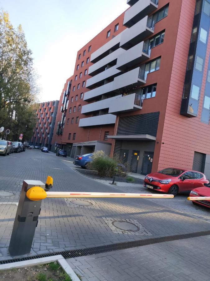 Maglonia Apartment فروتسواف المظهر الخارجي الصورة